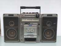 HITACHI TRK-9140E Ghettoblaster 1978