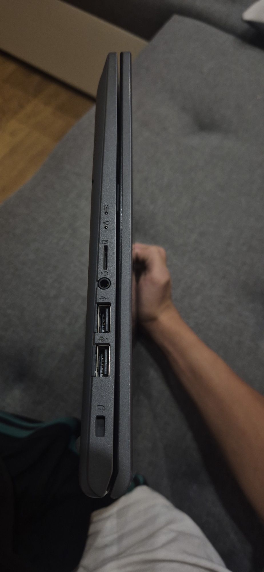 Laptop asus mało używany