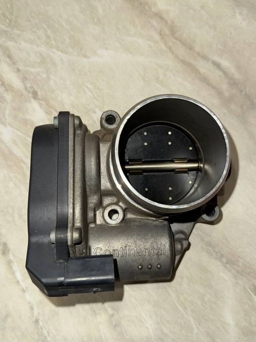 Дросельна заслонка 06F 133 062 Q  VW 1.8-2.0 tsi tfsi
