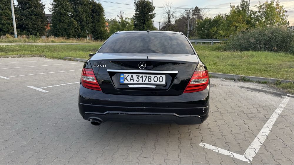 Mercedes-Benz C250
