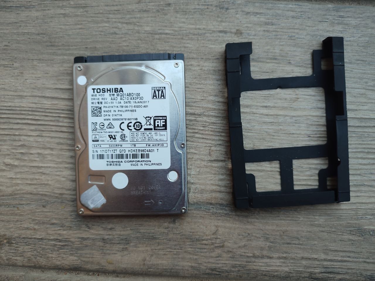 Жорсткий диск Toshiba