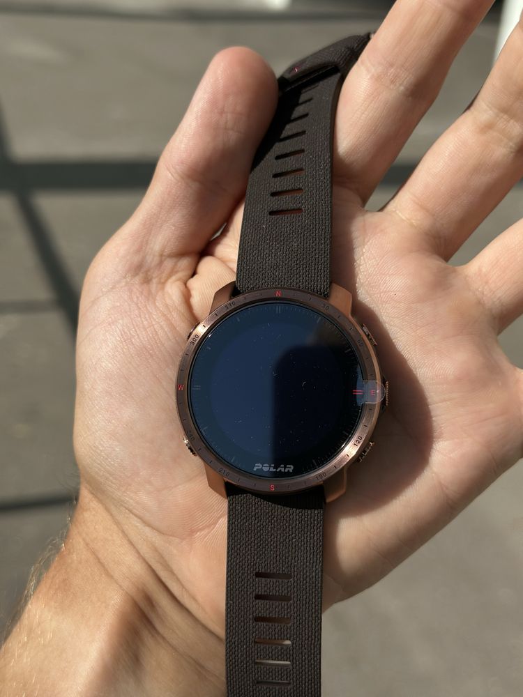 Смарт-годинник Polar Grit X Pro (90085775) з повною комплектацією