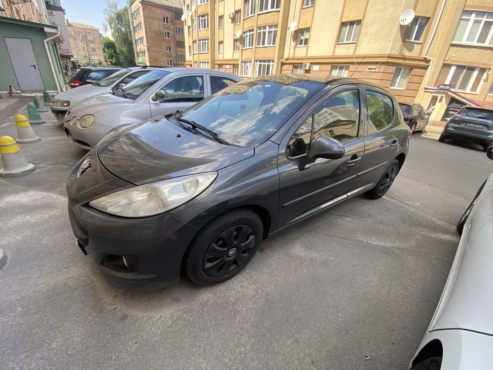 Продам Peugeot 207