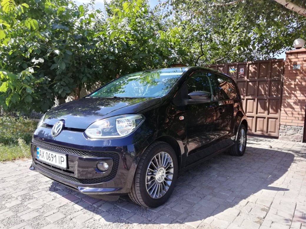 Volkswagen eco up 2013