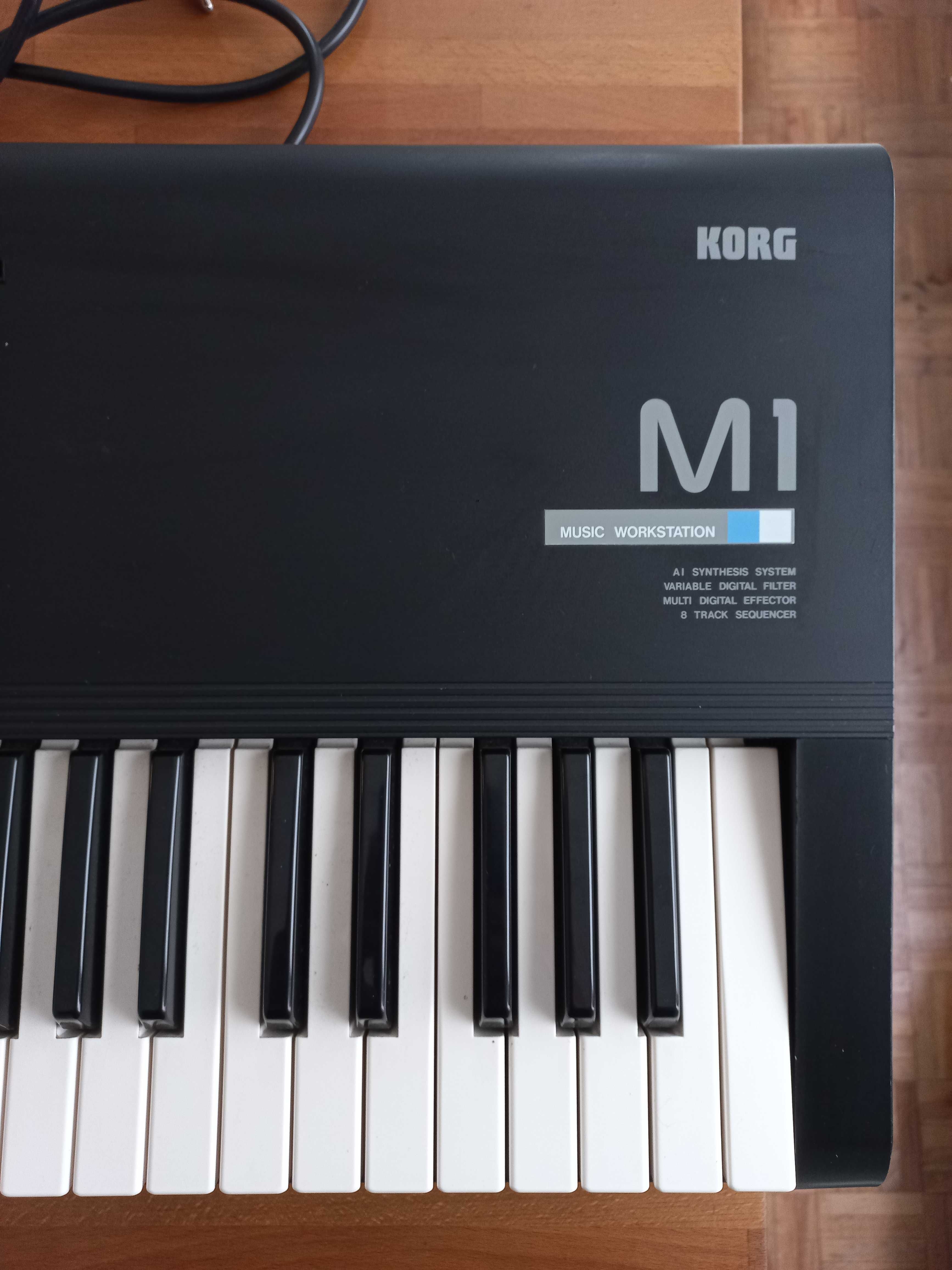 Sintetizador Music Workstation Korg M1