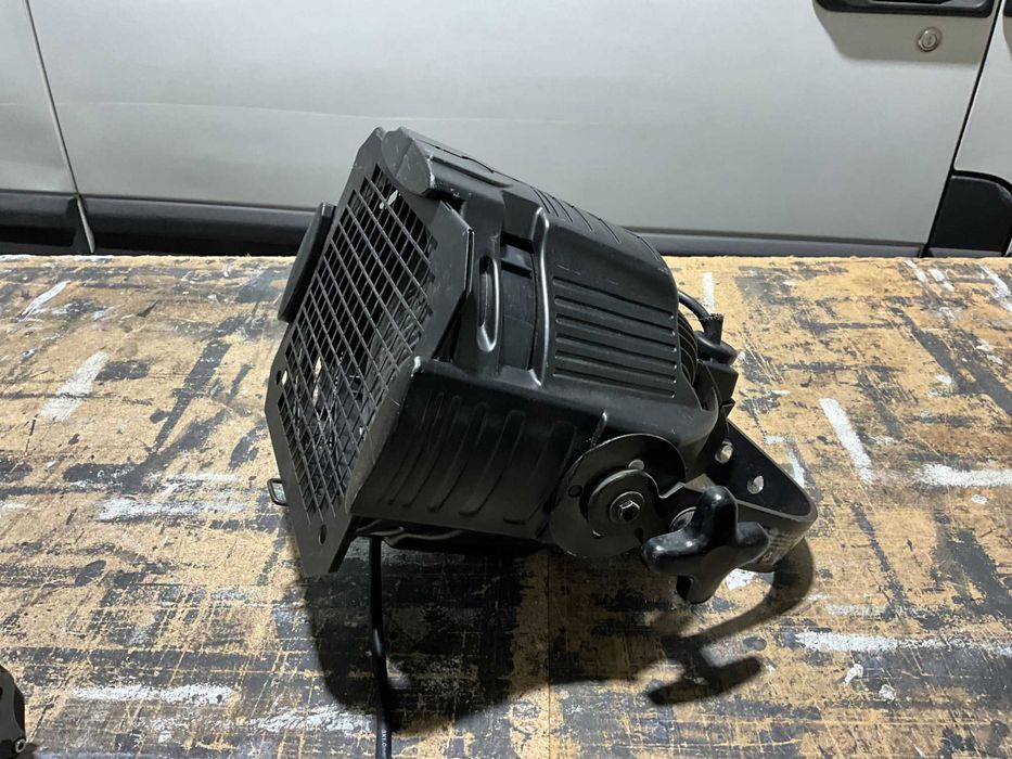 Projetores Eurolite ML-64 Zoom Gkv Multi Lens Spot + 3 kits CP 60/61/6