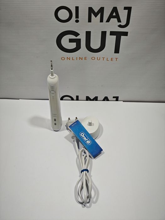 Szczoteczka Elektryczna Oral-B Pro 1 200 Biała + Końcówka