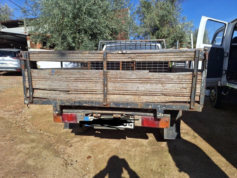 Carrinha caixa aberta 3 lugares