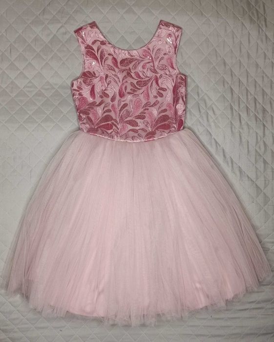 Святкова сукня Zironka на зріст 146 см – як нова!