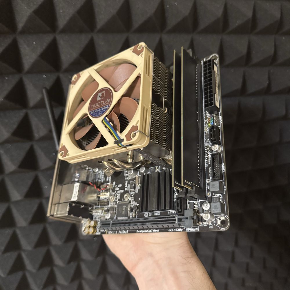 Комплект mini itx i7 6700k, gigabyte H110, процесор, материнка