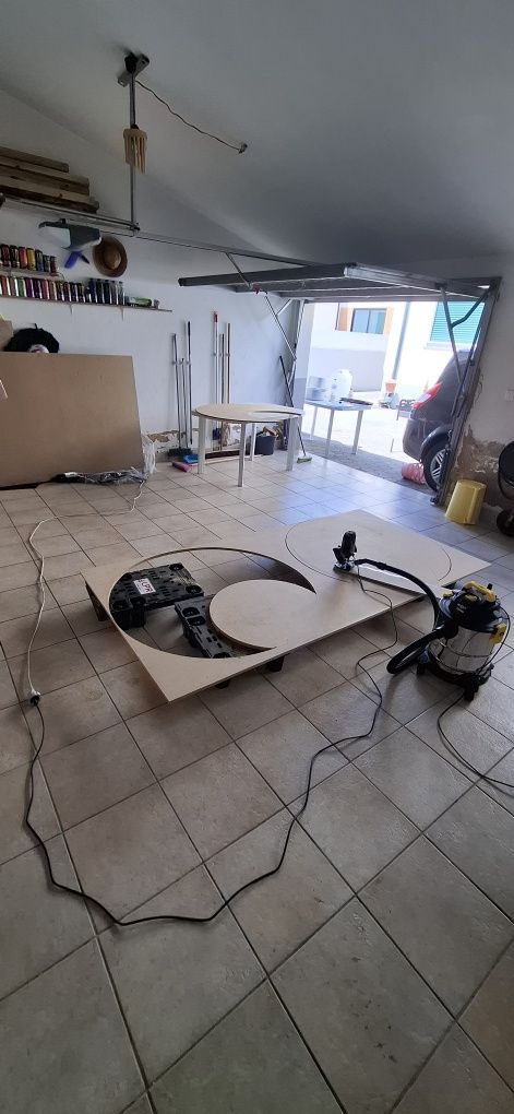 Berço de bebe feito a mão