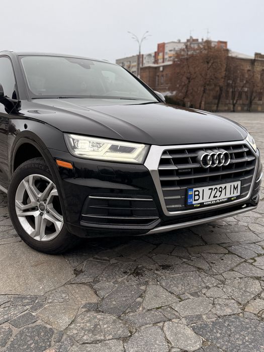 Audi q5 2018 premium