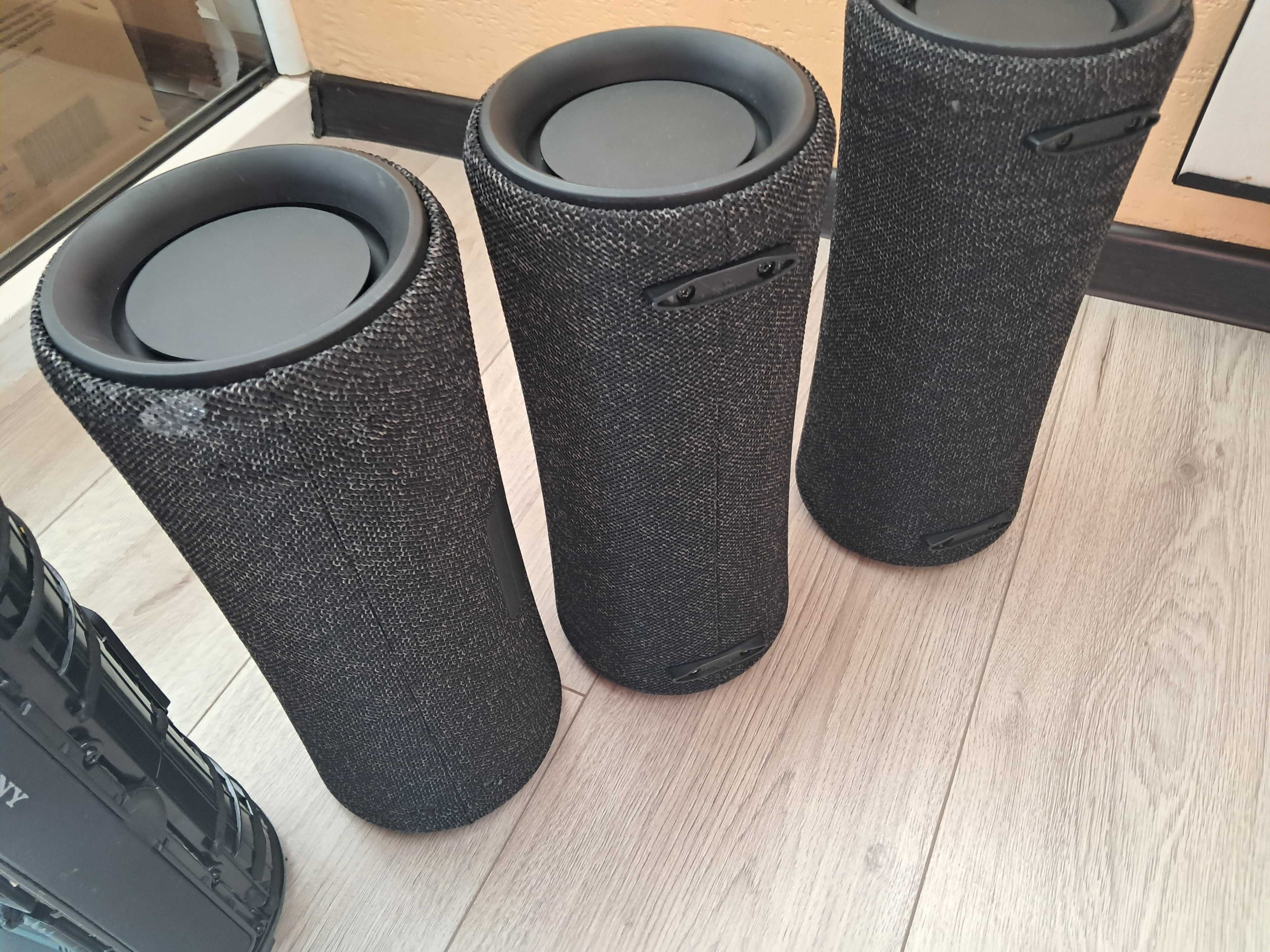 Лот з неробочих Sony XG300, XE300 i XE200