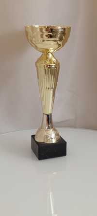 Puchar metalowy złoty trofeum Sport Impreza Suwenir okolicznościowy