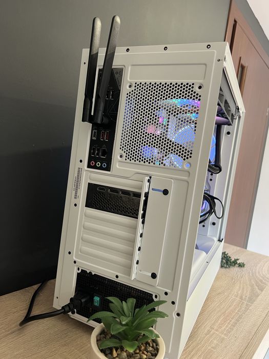 Komputer Gamingowy – RTX 3080 SUPRIM | R5 7600X | 32GB DDR5