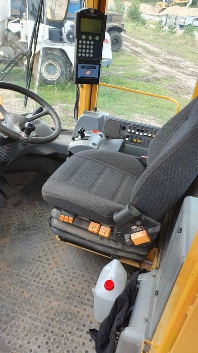 Volvo L220E - Ładowarka kołowa