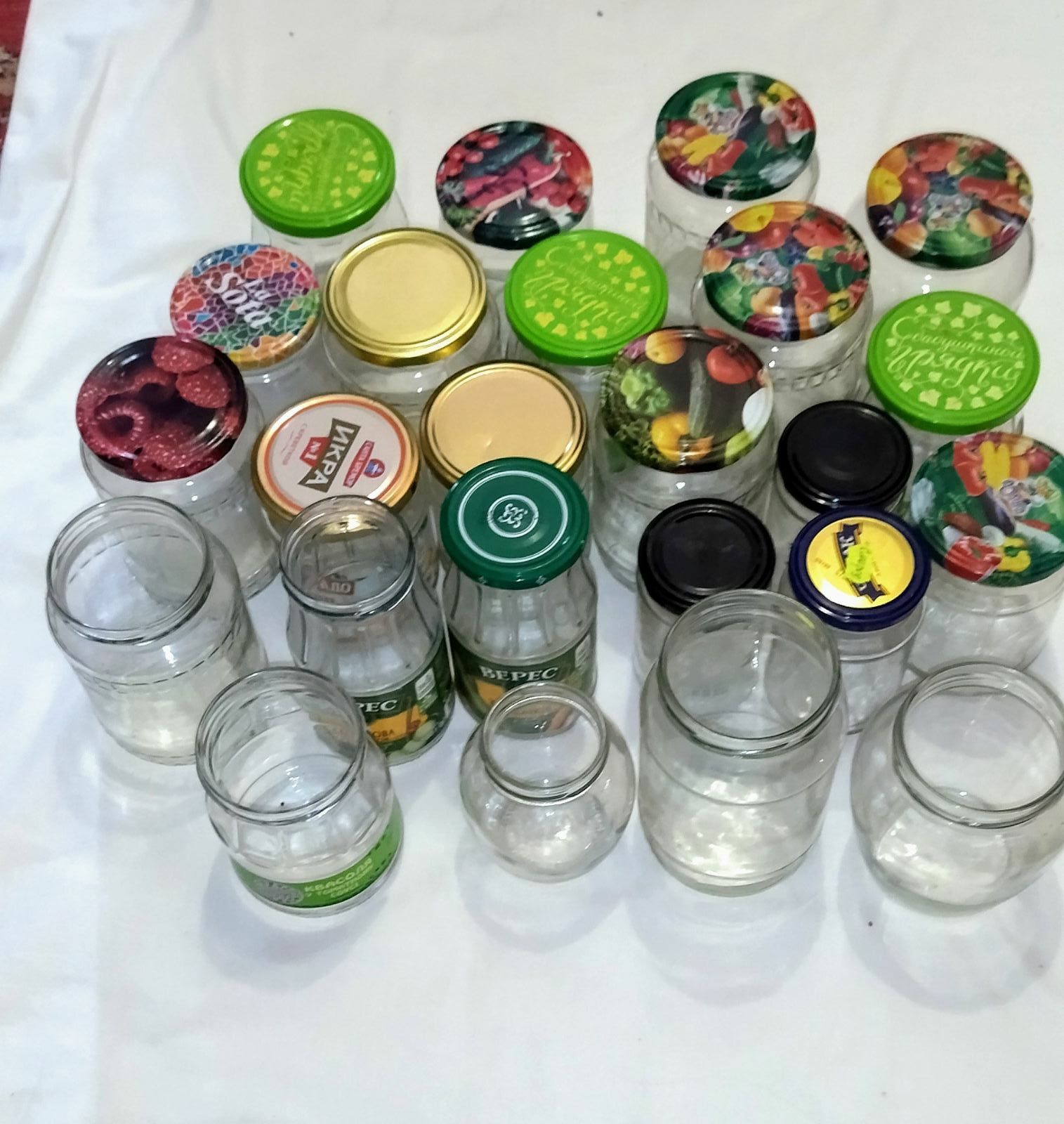 Стеклянные банки. Разные .  3 л, 2л, 1 л,0.5 л.