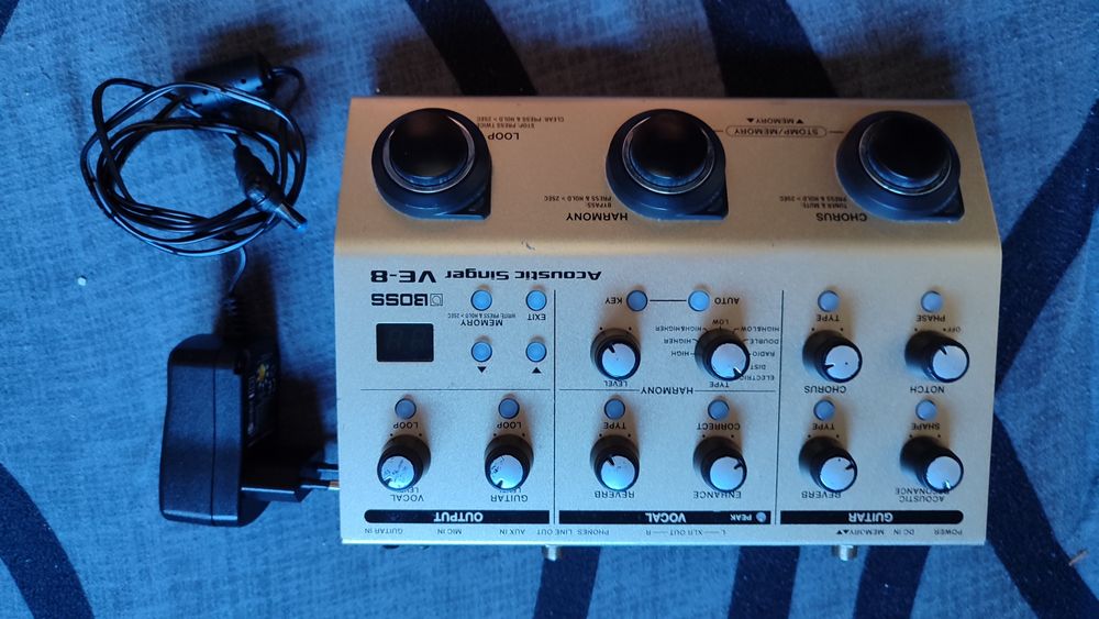 Vendo esta pedaleira Boss VE 08