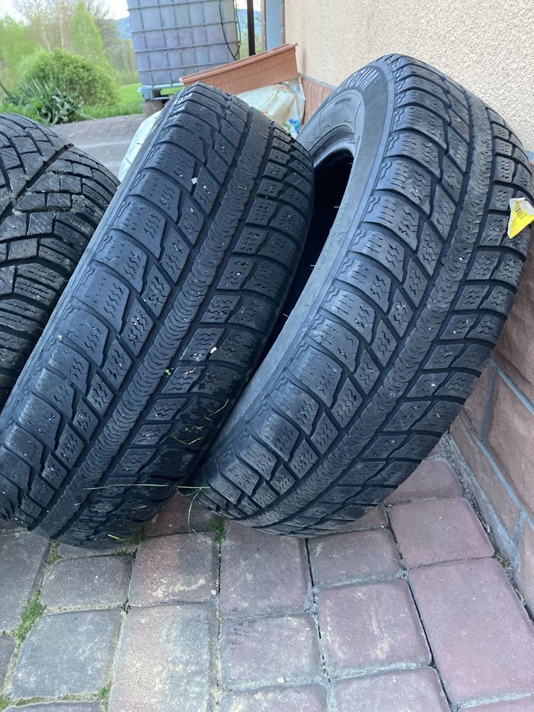 Opony zimowe 195/65 r15