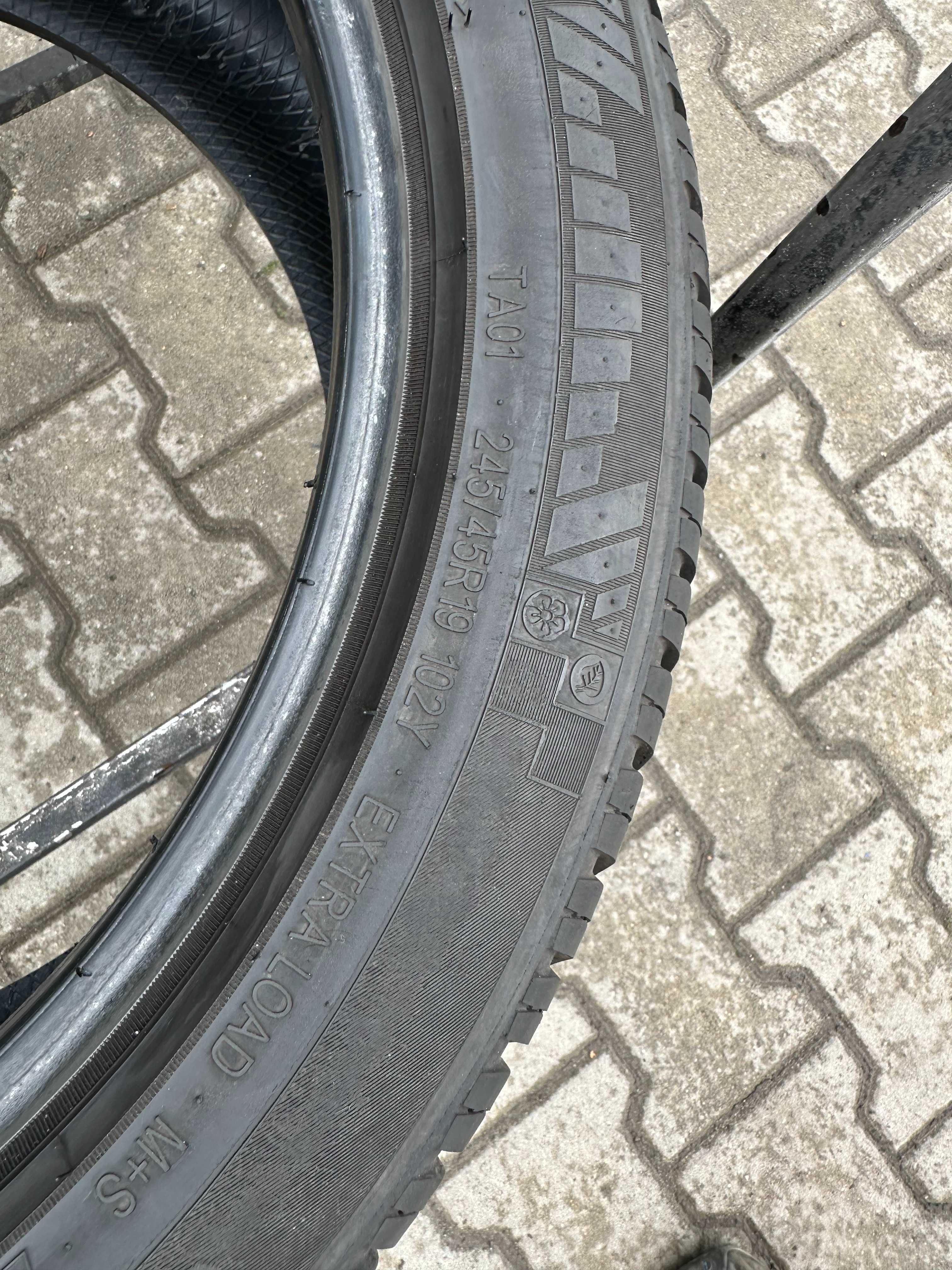 245/45r19 102Y Triangle SeasonX TA01 komplet wielosezon