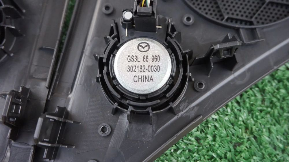 Mazda 3 BM 6 GJ CX-5 glosnik GS3L66960 wysokotonowy gwizdek