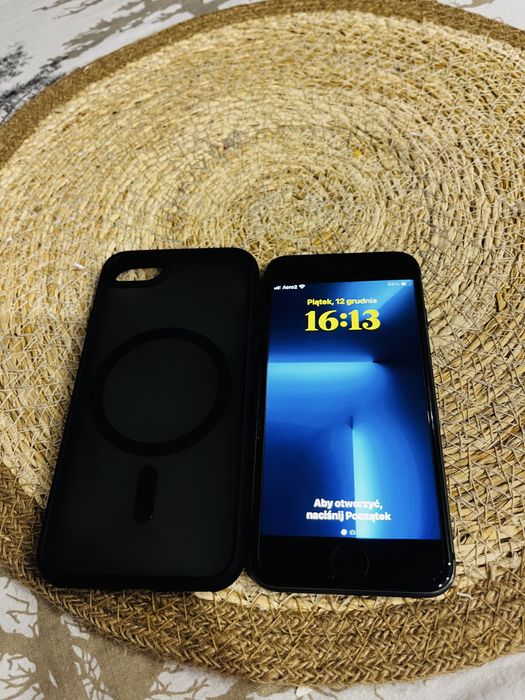 Iphone 8 czarny 64 gb