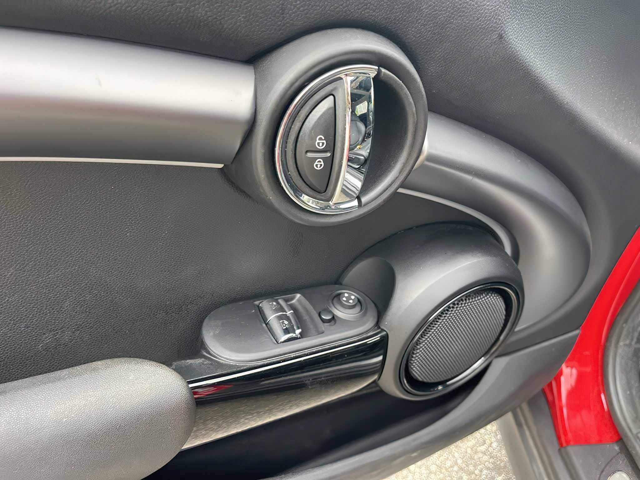 Mini  Cooper  2023
