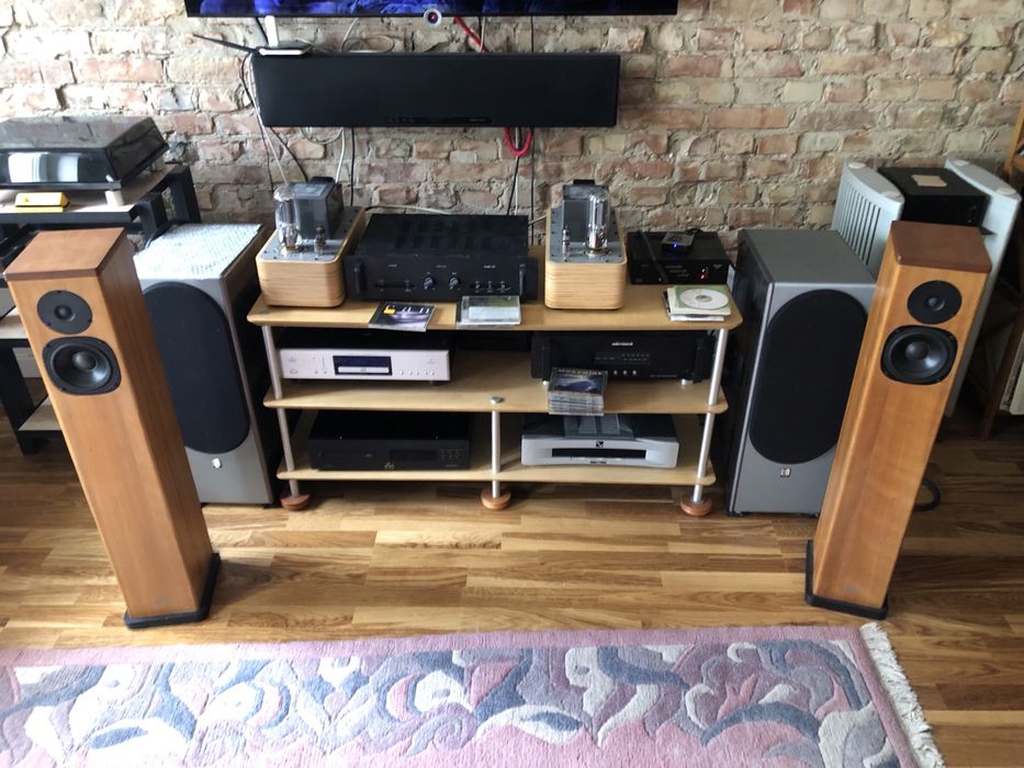 ART  Loudspeaker Illusion One