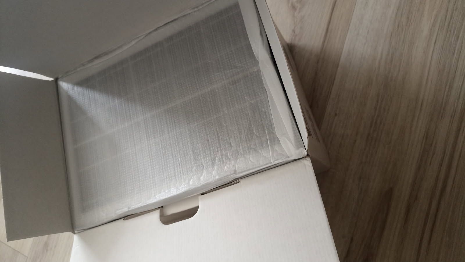 Kamera zewnetrzna  na kartę SIM 4G LTE z panelem słonecznym 8000mAh