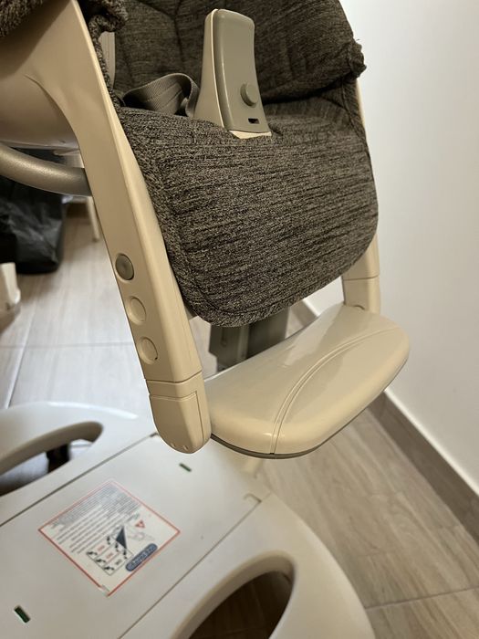 Стілець для годування/ гойдалка Peg-Perego Tatamia Follow me