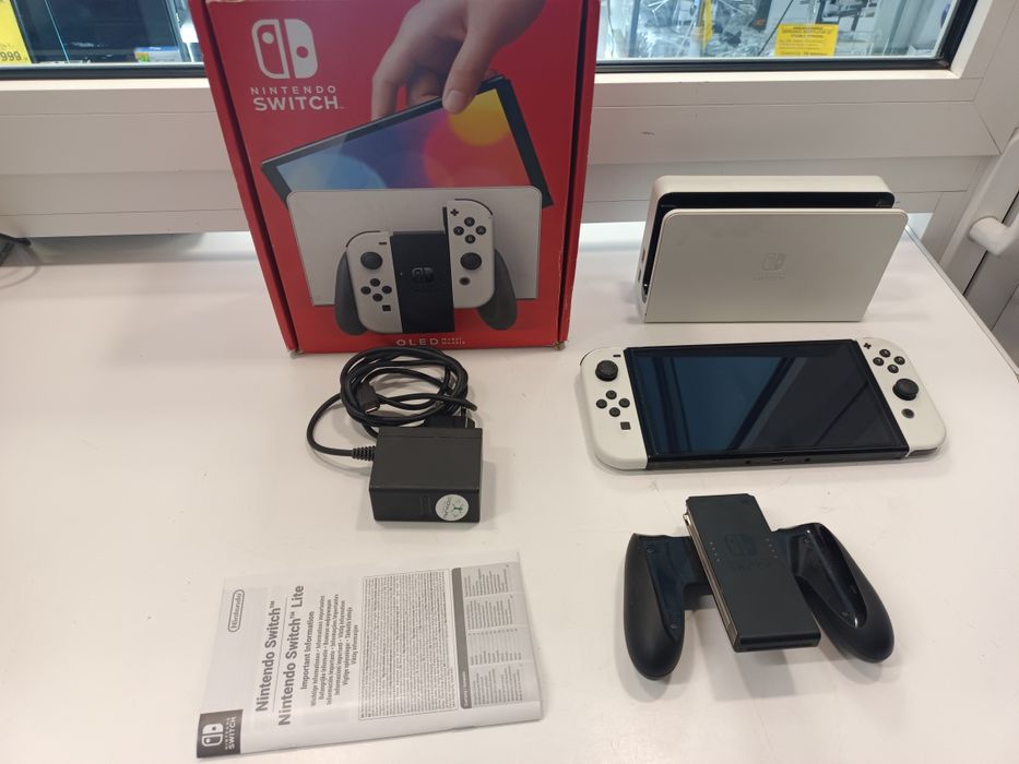 Konsola Nintendo Oled Komplet pud Komis Madej Sc