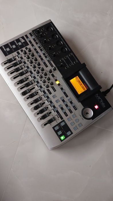 Fostex MR 16  Multitracker