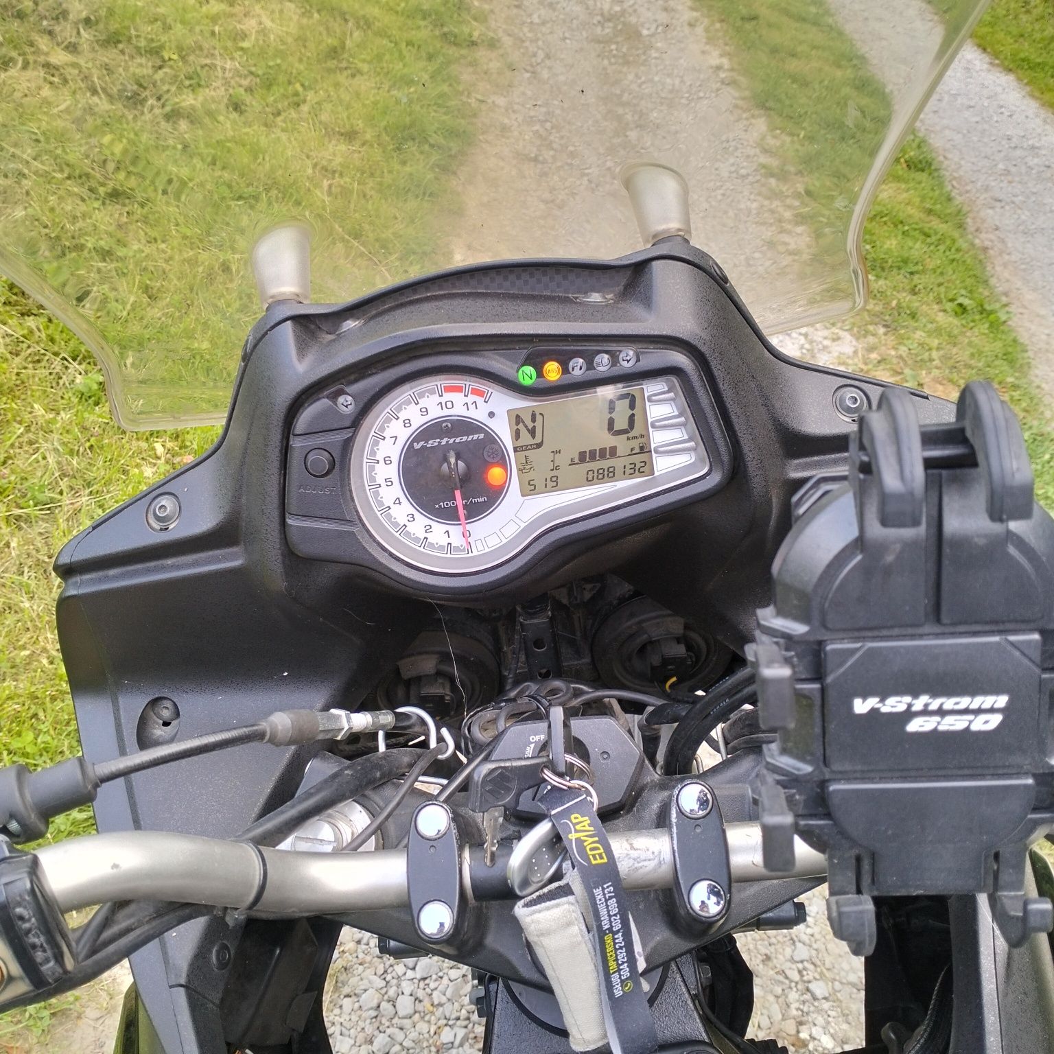 Suzuki DL V-storm 650