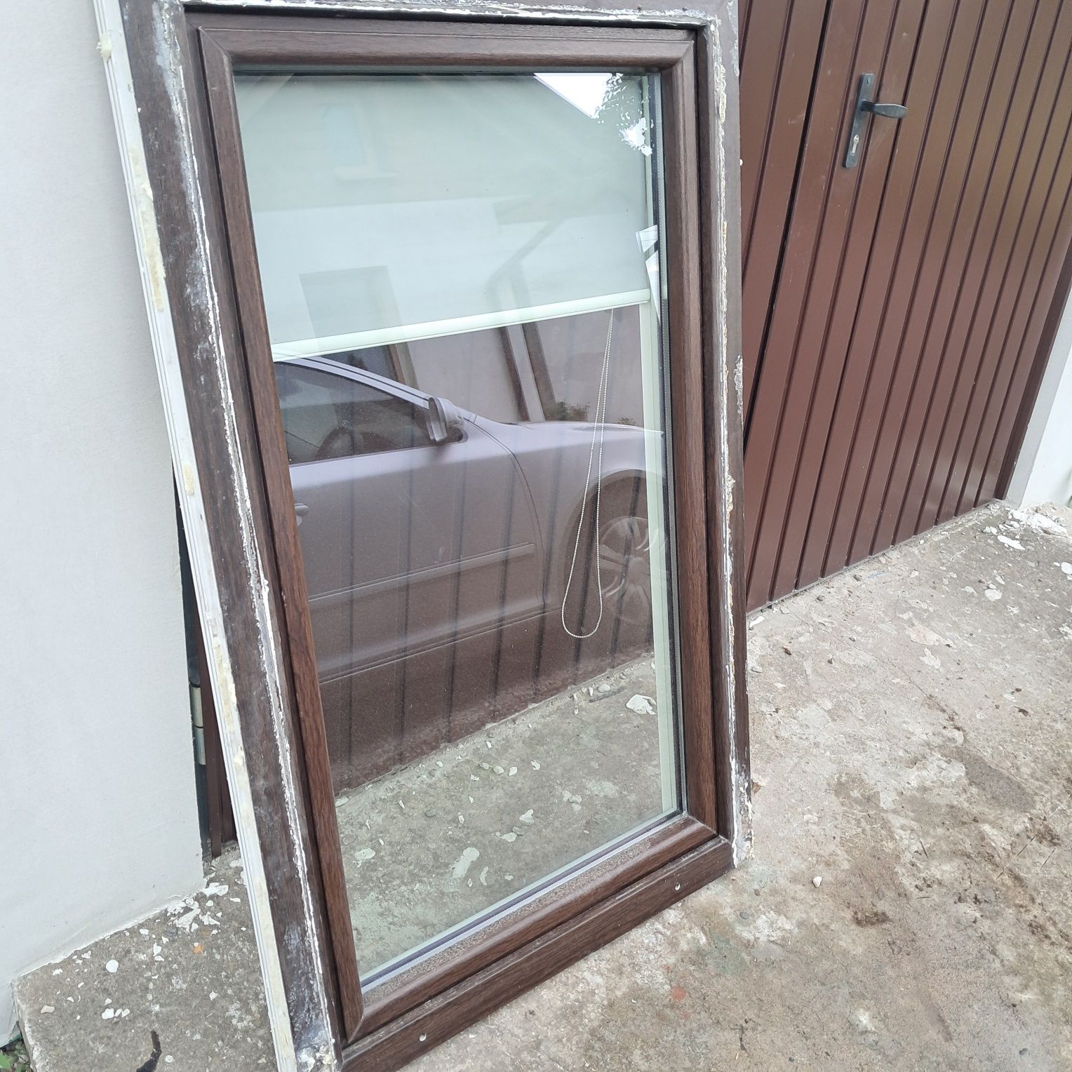 Okno 86 cm Szerokość na 139 Wysokość  z zewnątrz bagienny dąb,