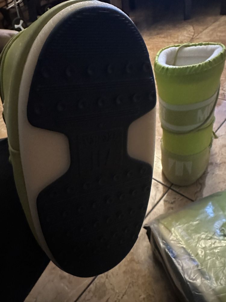 Oryginalne sniegowce moon  boot