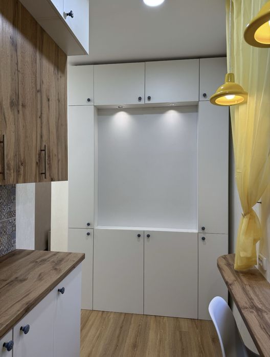 Продам 3х комнатную квартиру, центр, 70 кв.м. Сертификат. А
