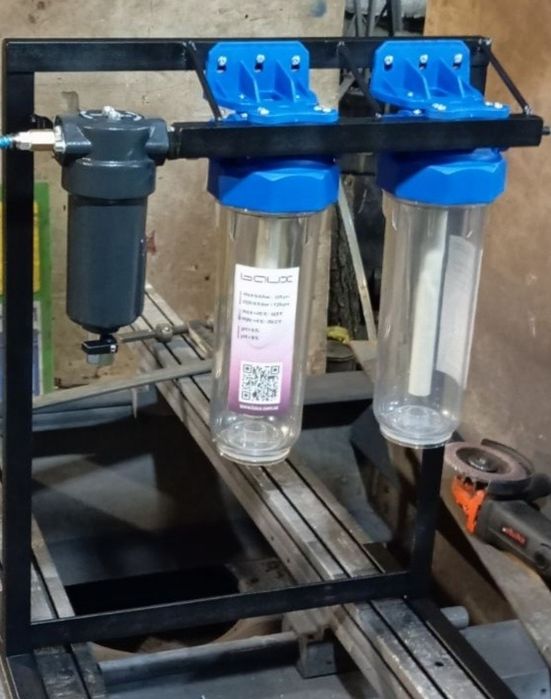 Осушувач стисненого повітря.