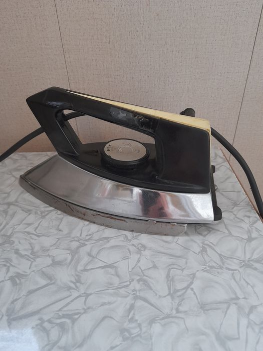 Праска для гладіння речей