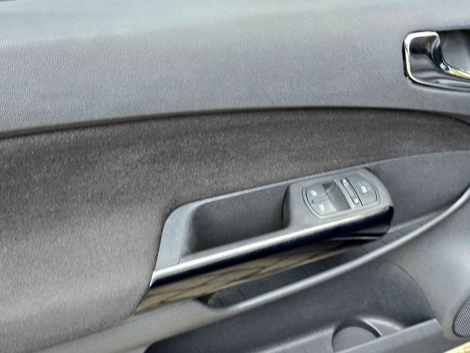 Opel Corsa 2012г.в. 1.3 дизель, механика