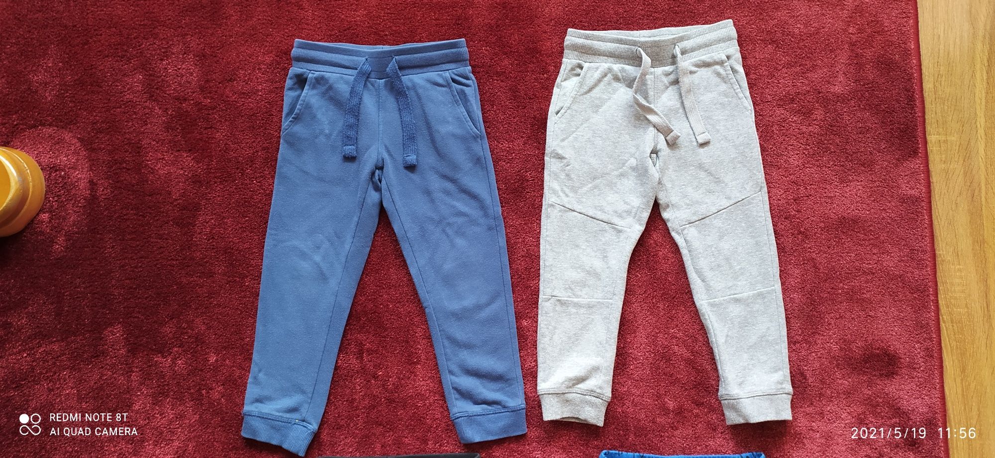 Spodnie dresowe rozmiar 98/104