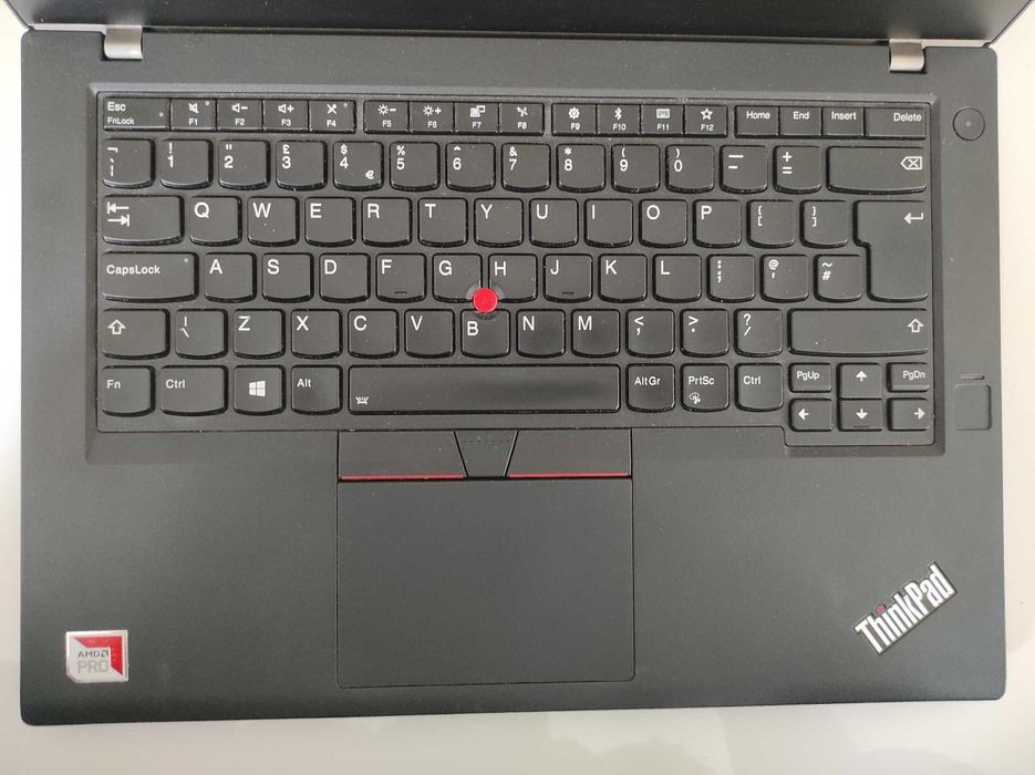 Laptop Lenovo ThinkPad A475 AMD Pro A10-9700B 8GB 250GB Windows 10 Pro