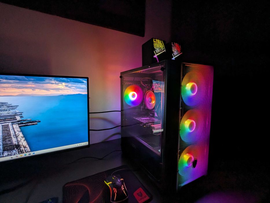 Komputer gamingowy do gier 16GB RAM GTX 1660 Super  Ti Ryzen 5 SSD LED