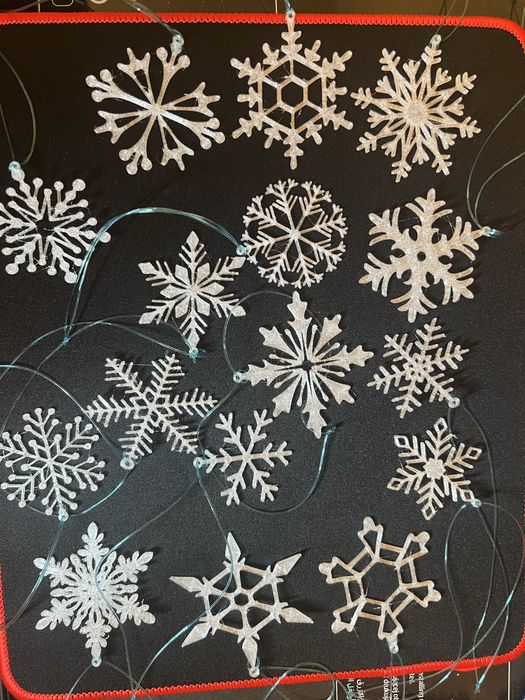 Сніжинки пластикові, прикраси на ялинку