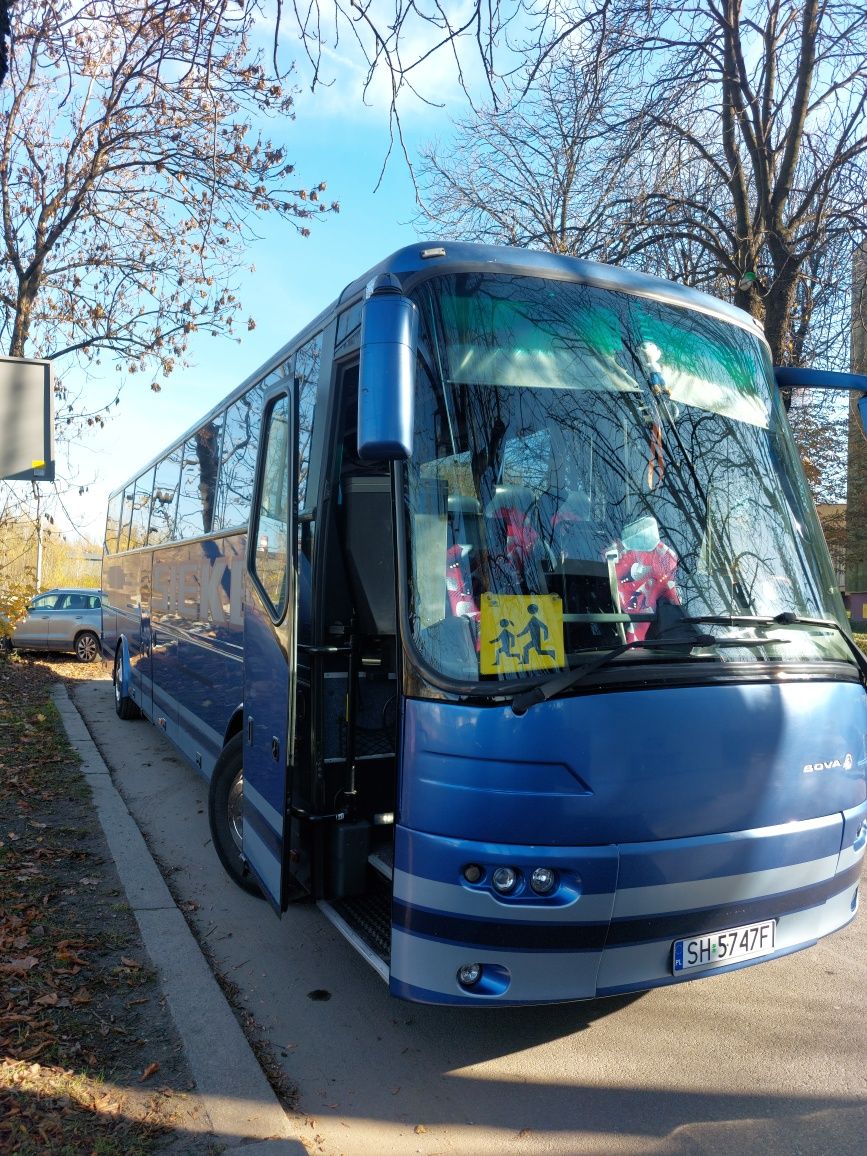 Wynajem busów i autokarów!! Konkurencyjne ceny!! Od 9 do 74 miejsc!!