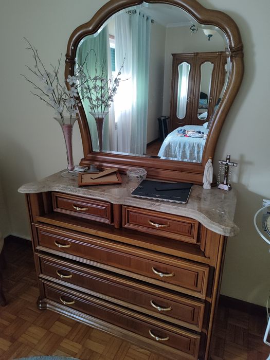 Cómoda quarto madeira