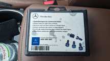 Набір оригінальних колісних болтів, секретки, mercedes A001 990 1607