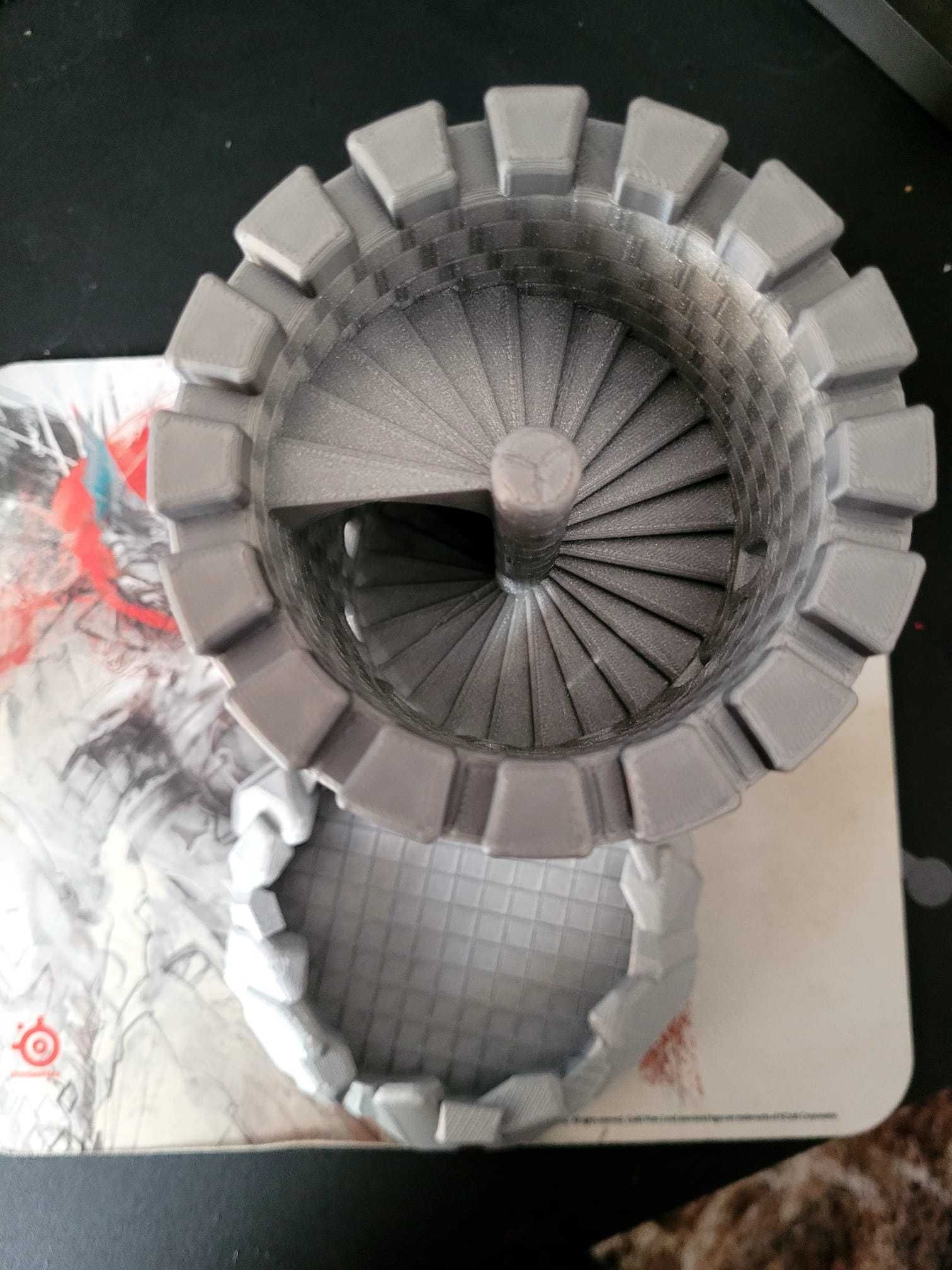 Dice tower wieża do kości masywna zamek RPG