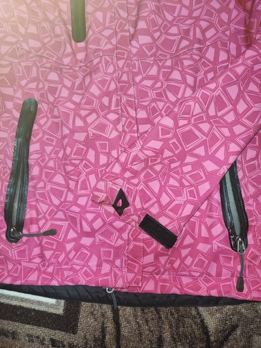 Женская ветровка