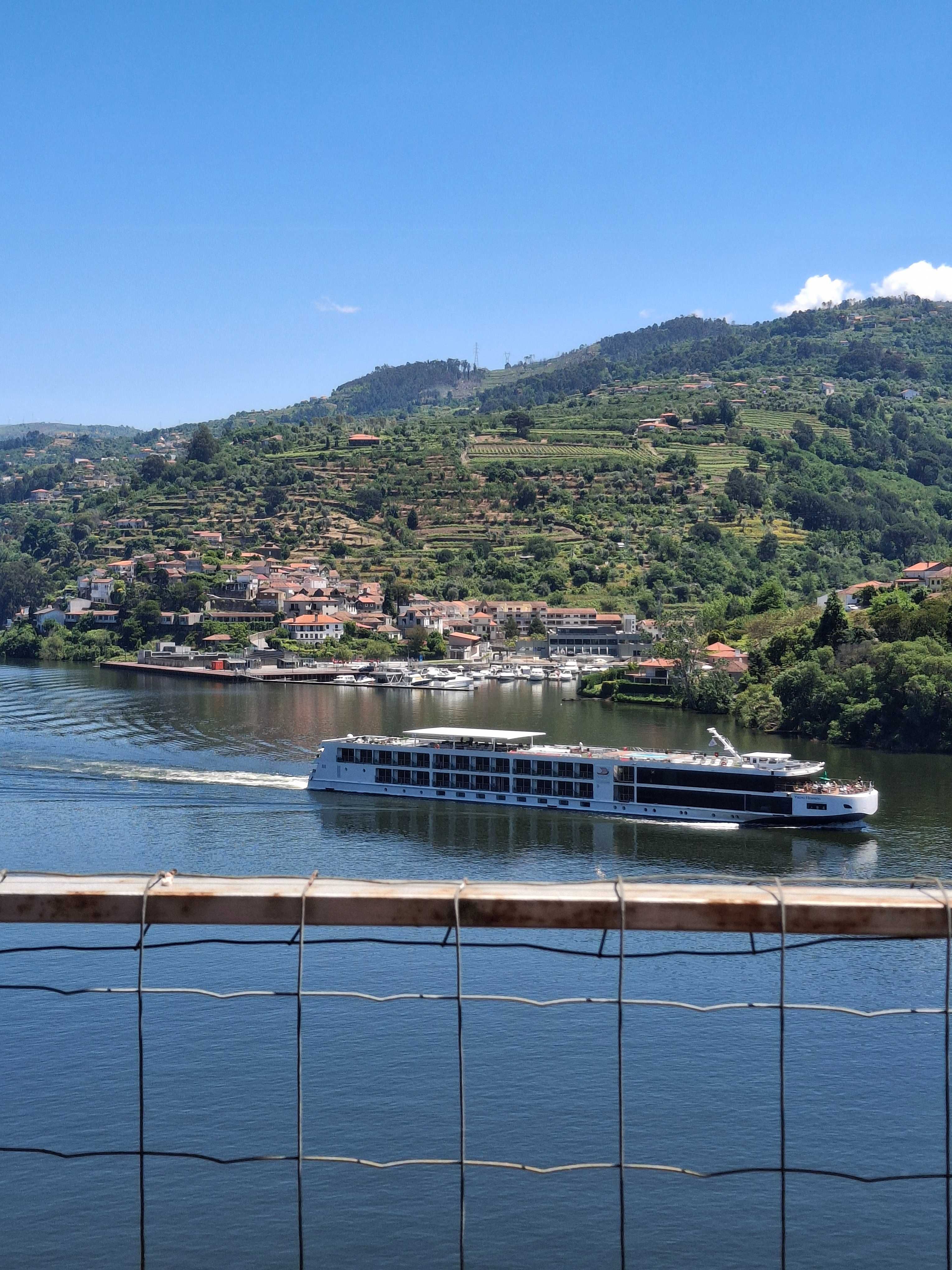 casa em Ancede, sobranceira ao rio douro