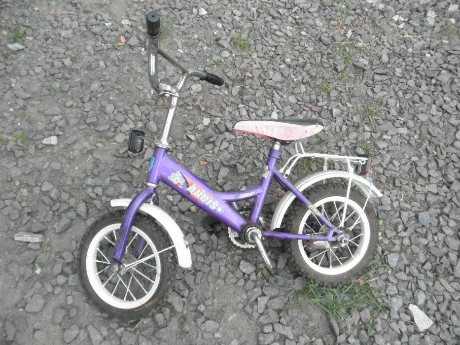 Дитячий двохколісний велосипед